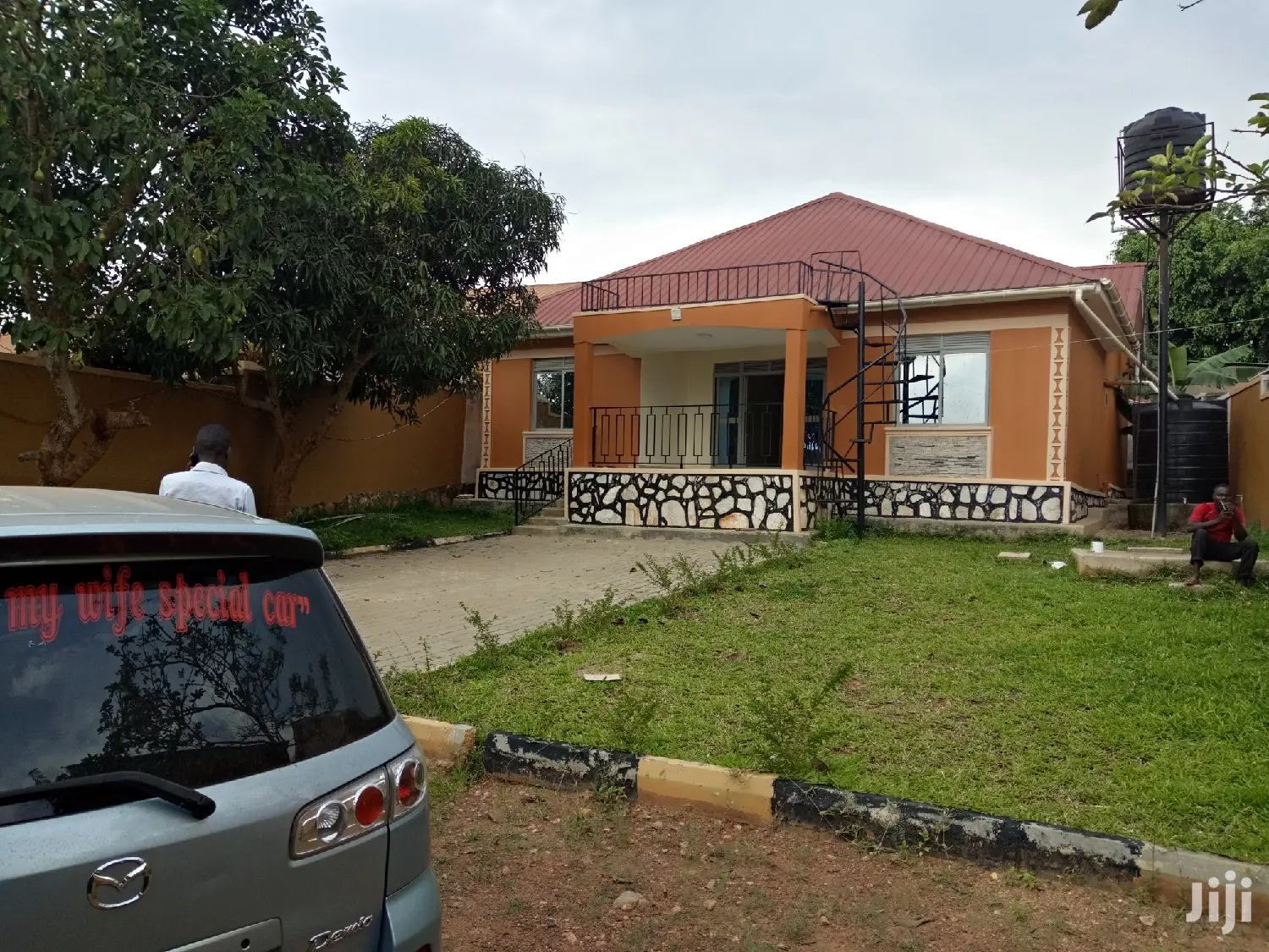 Quick Sell, Namugongo Bungaloo on Market in Kampala