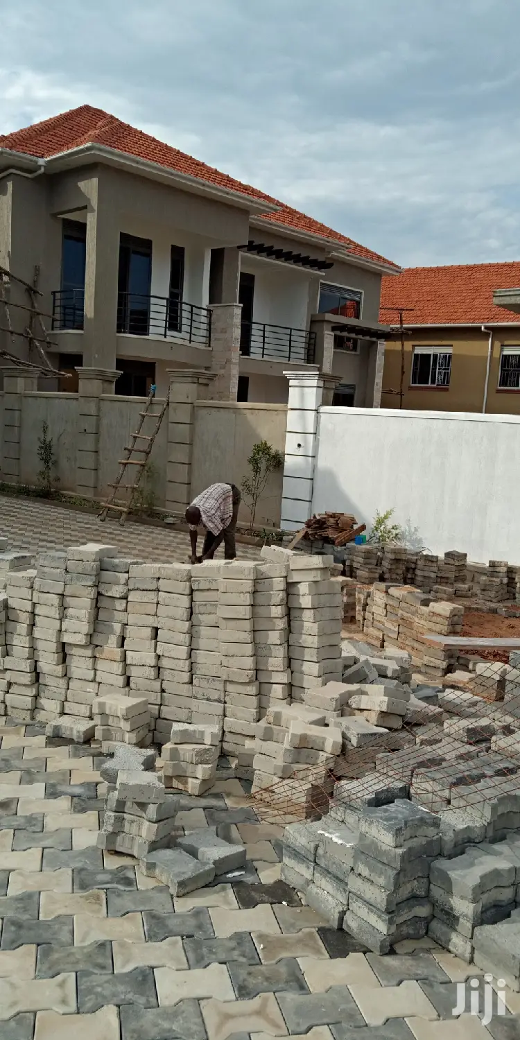 Kira Soon Complete Seven Bedrooms Mansion On Sell in Kampala