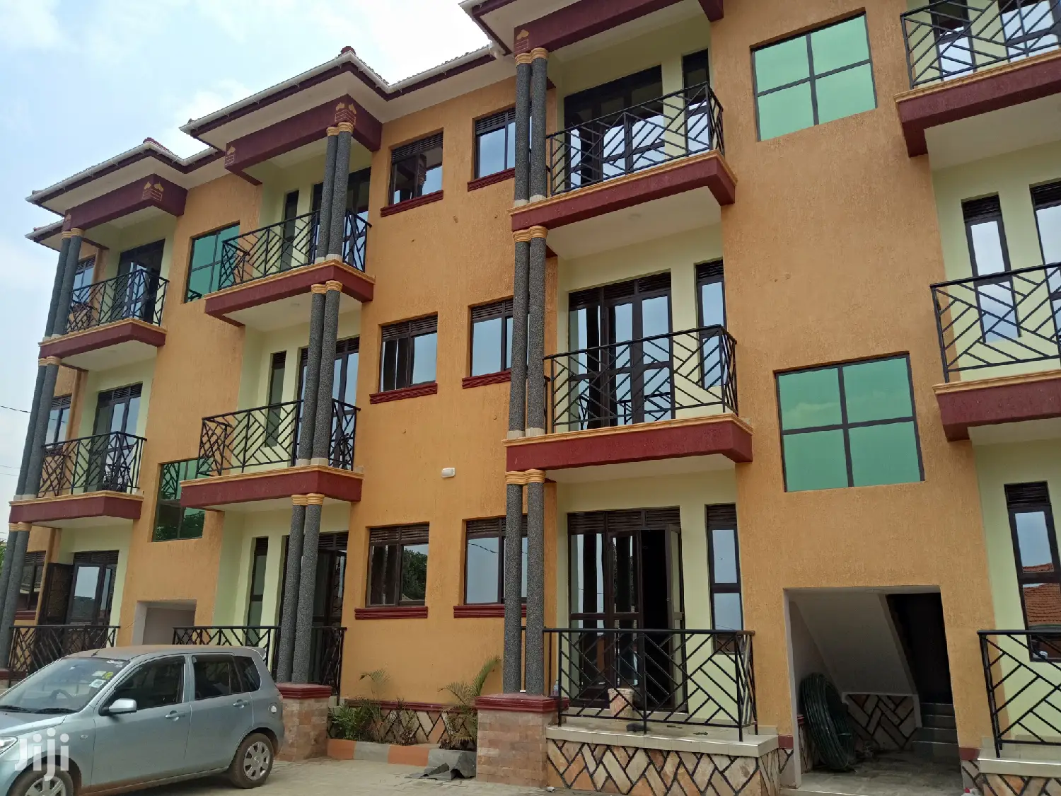 Apartments in Kisaasi on Sell in Kampala