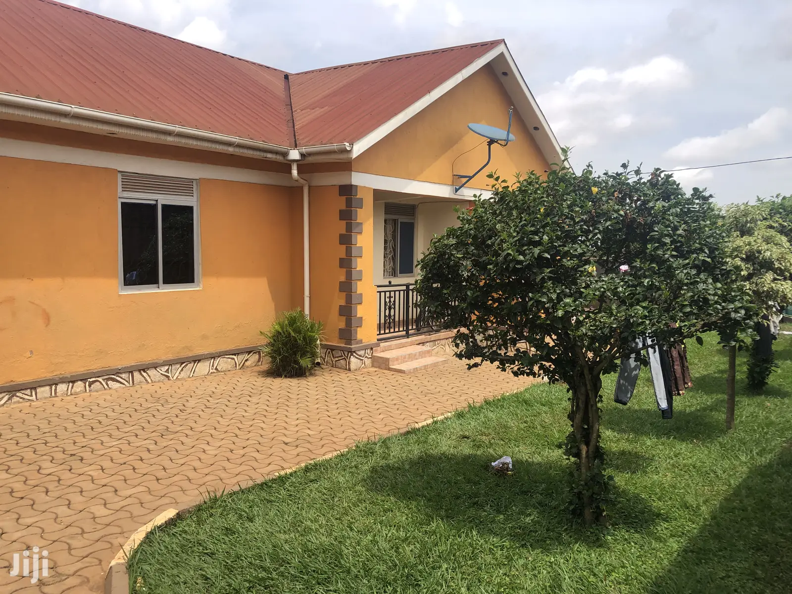Bweyogerere Buto Four Unit 3bedroom Rentals on Sell in Kampala