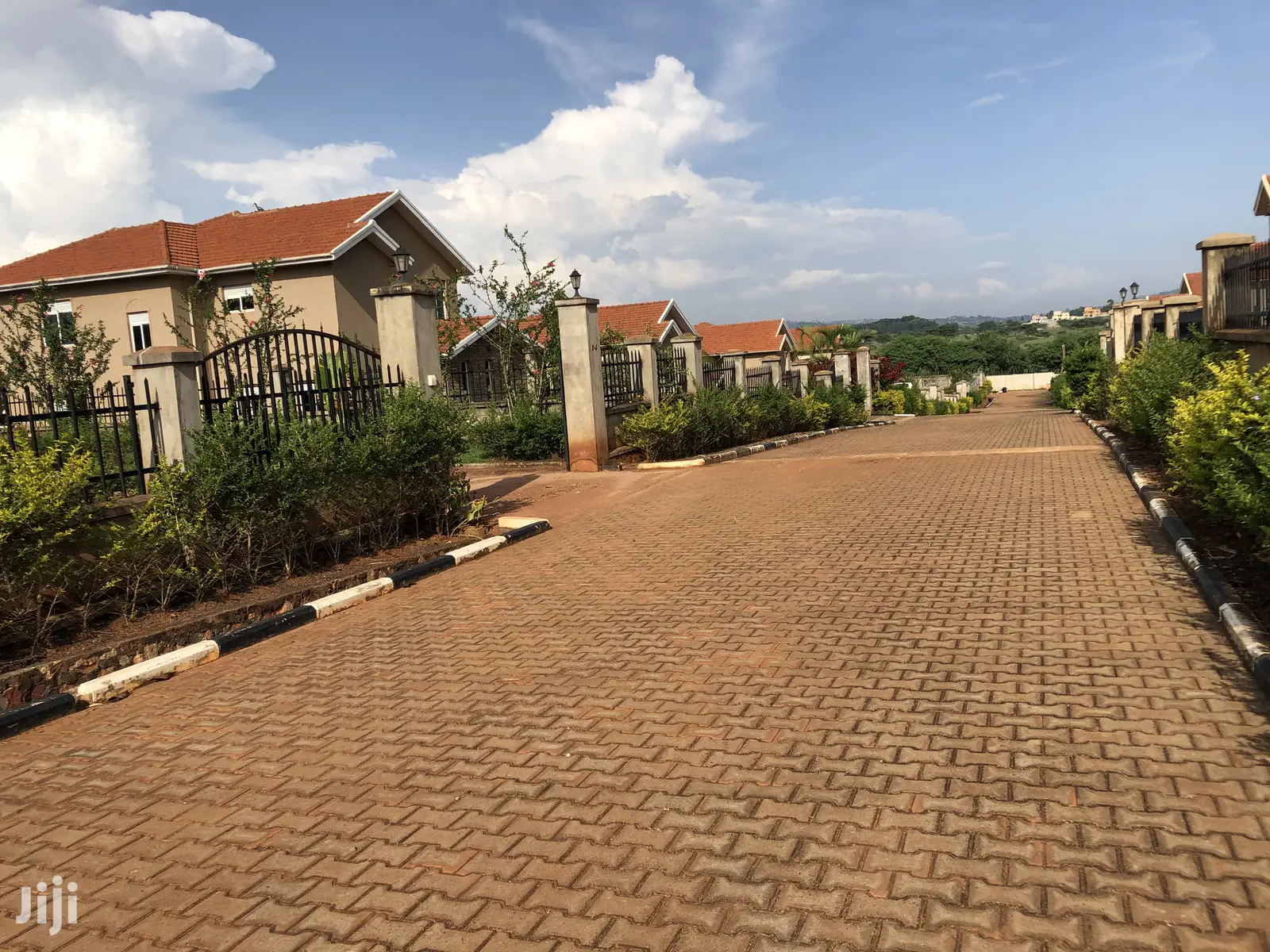 Munyonyo Mansion On Sell in Kampala