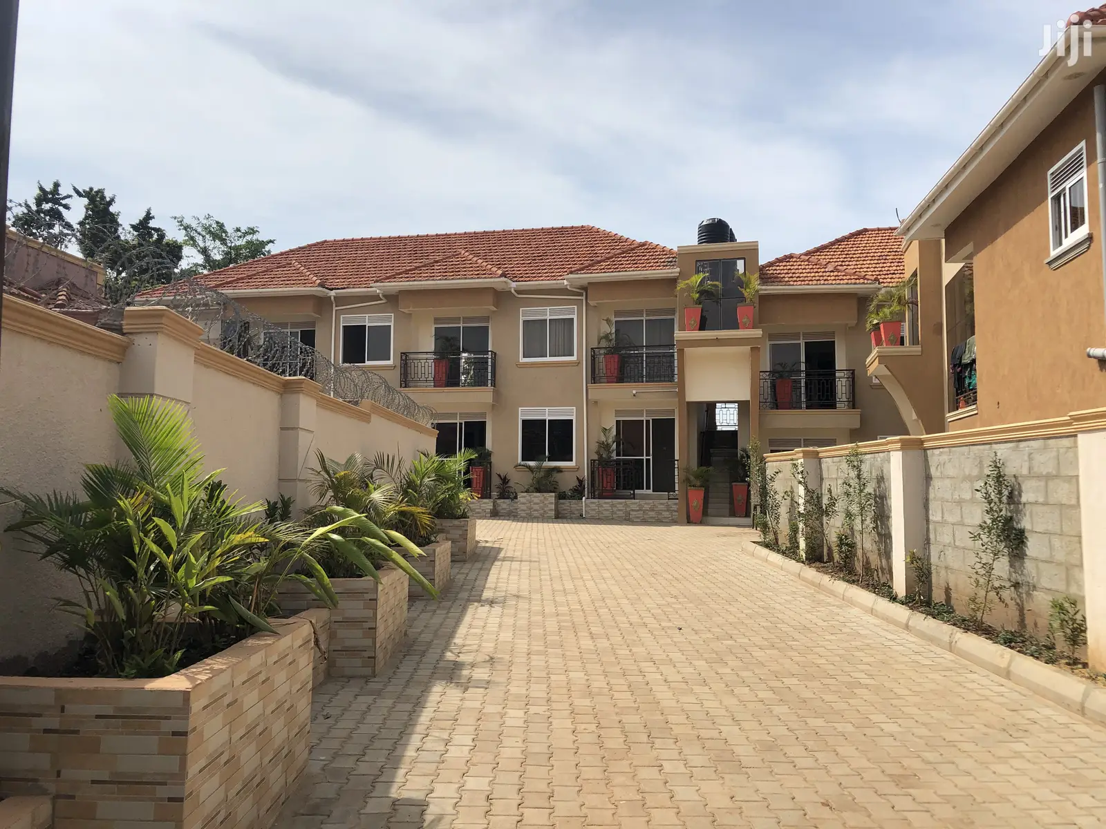 Kisaasi Complex of Apartments on Sell in Kampala