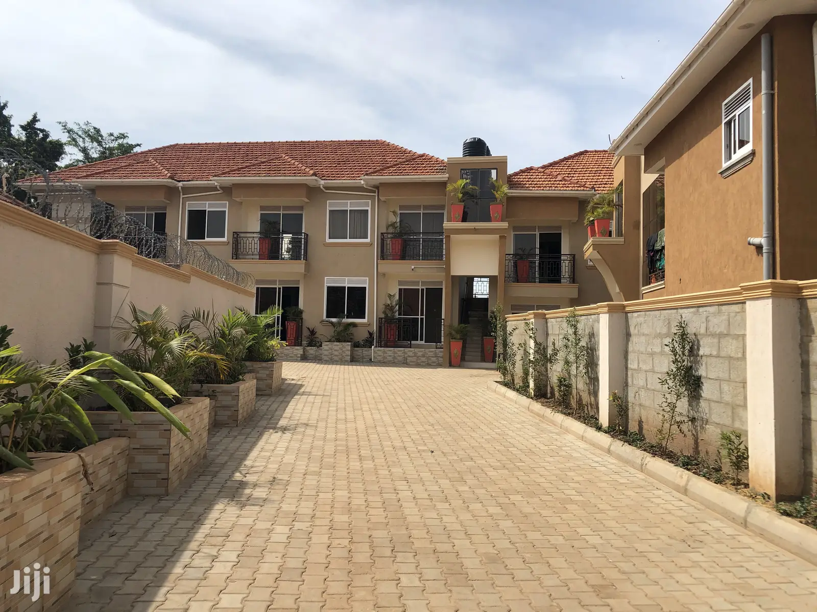 Kisaasi Complex of Apartments on Sell in Kampala