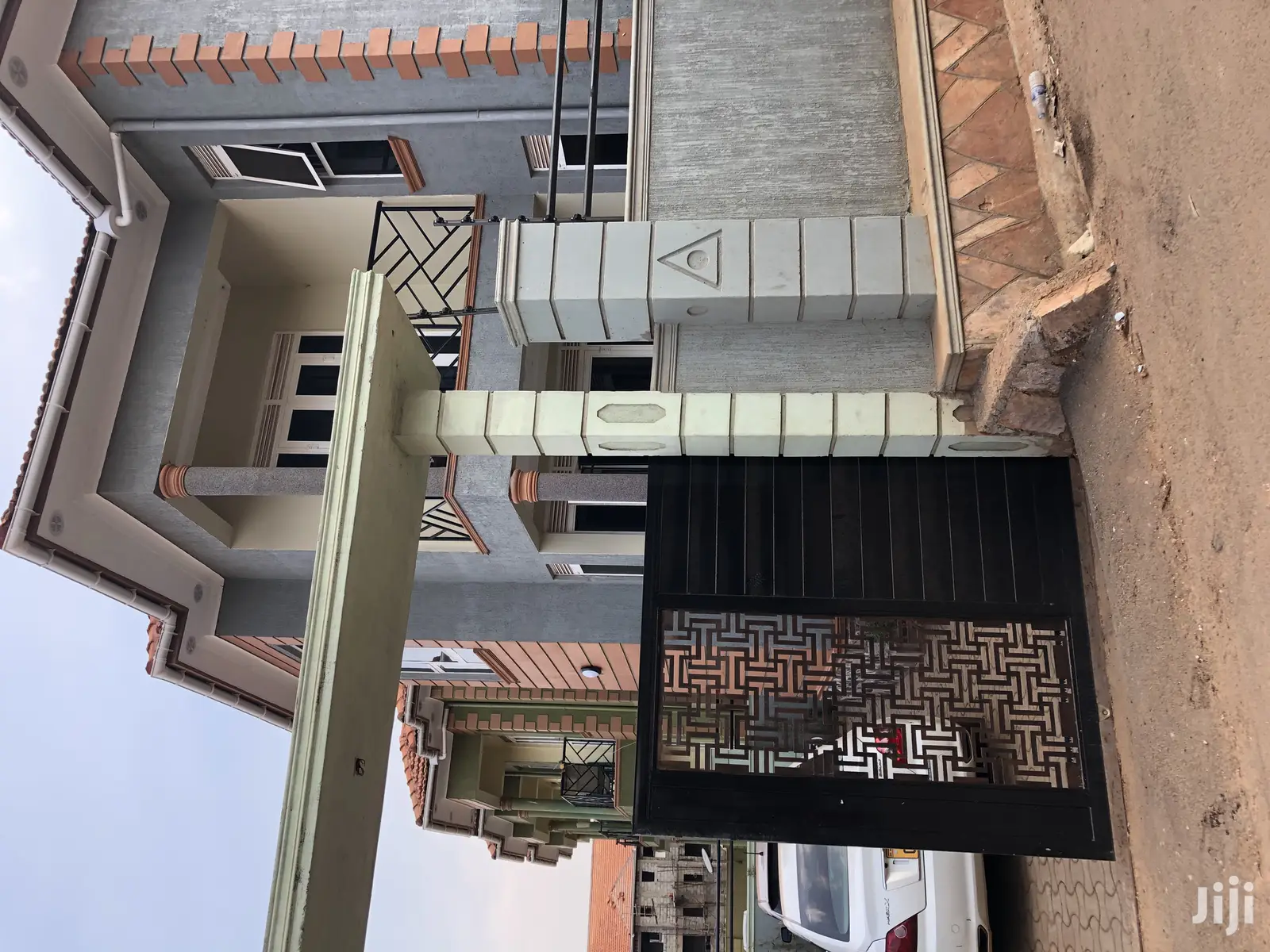 Storeyed House In KYANJA For Sell in Kampala