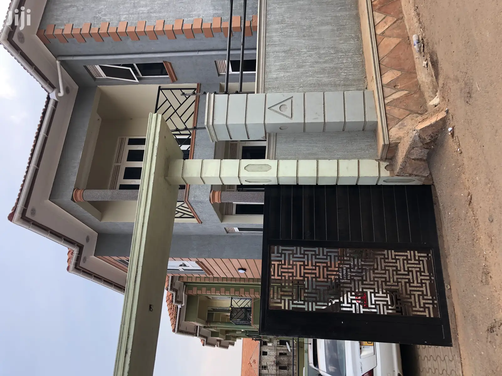Storeyed House In KYANJA For Sell in Kampala