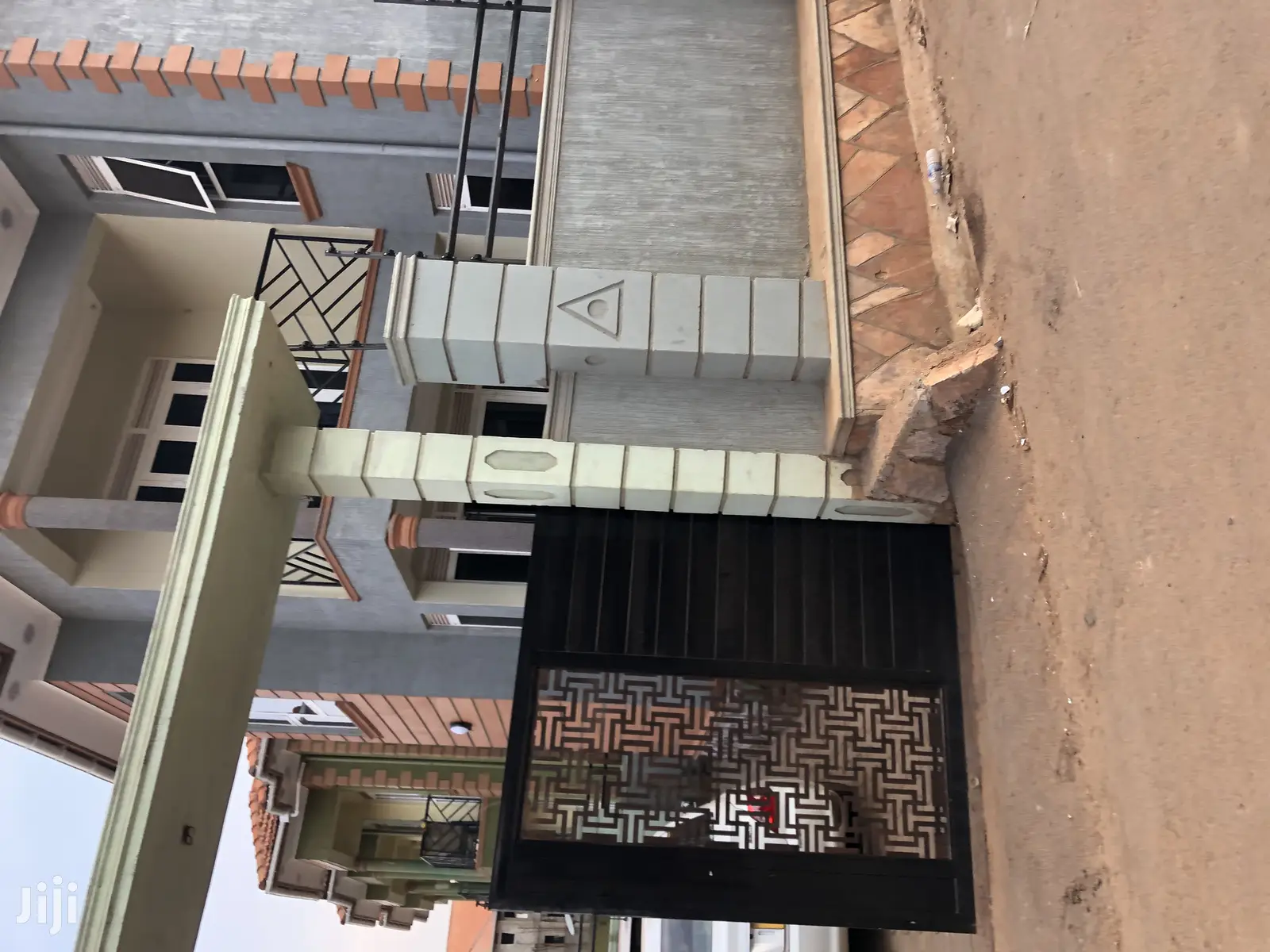 Storeyed House In KYANJA For Sell in Kampala