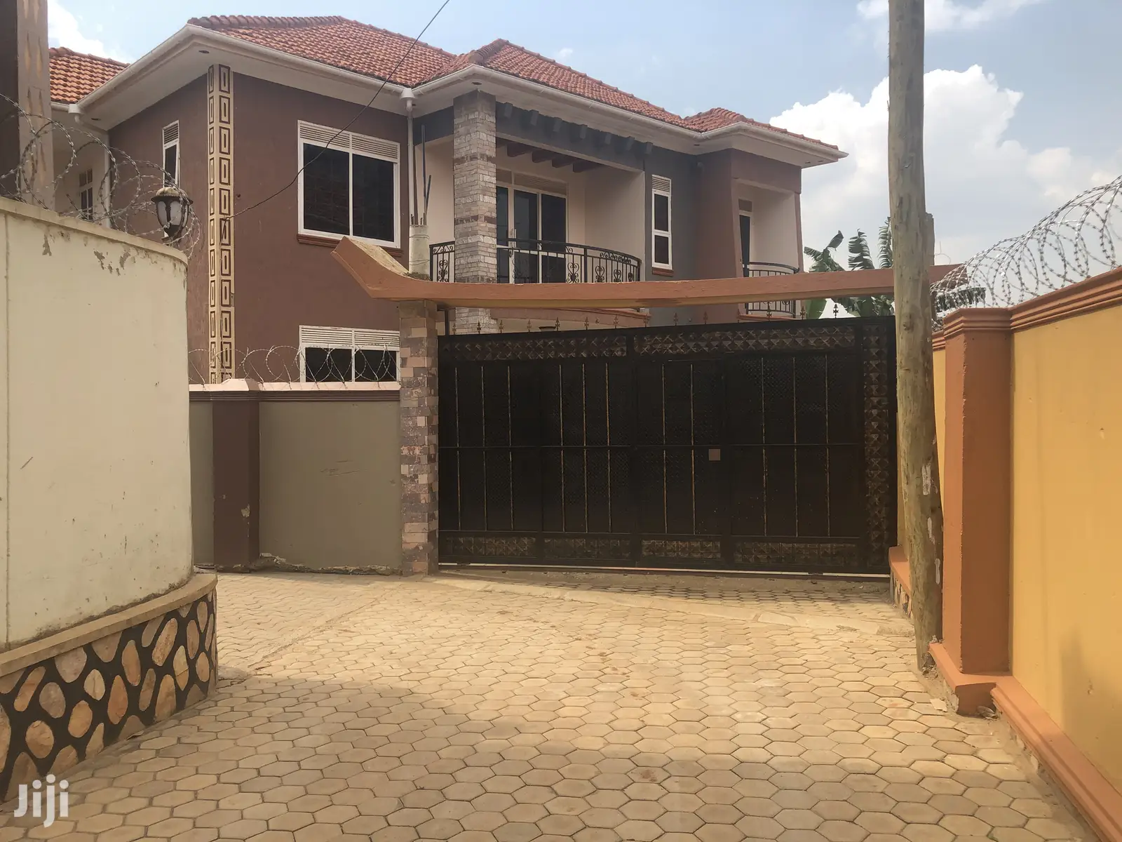 Six Bedrooms Mansion in Kira on Sell in Kampala