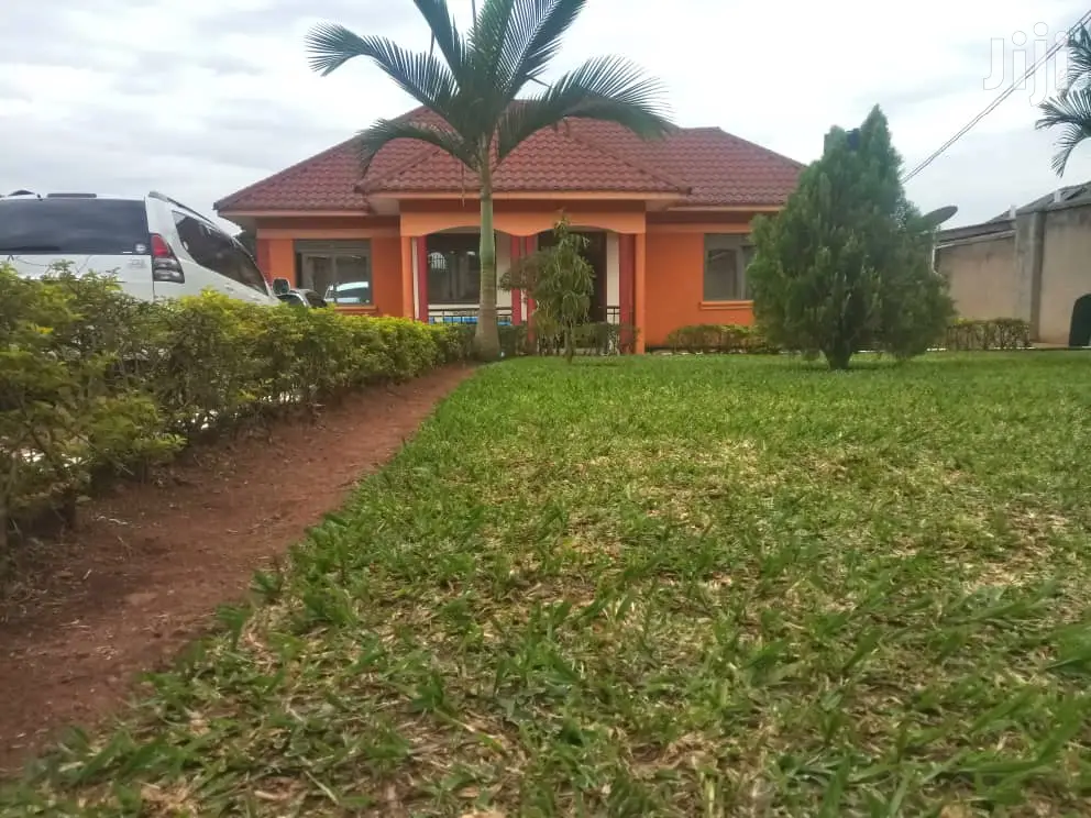 Namugongo 25 Decimals House on Sell in Kampala