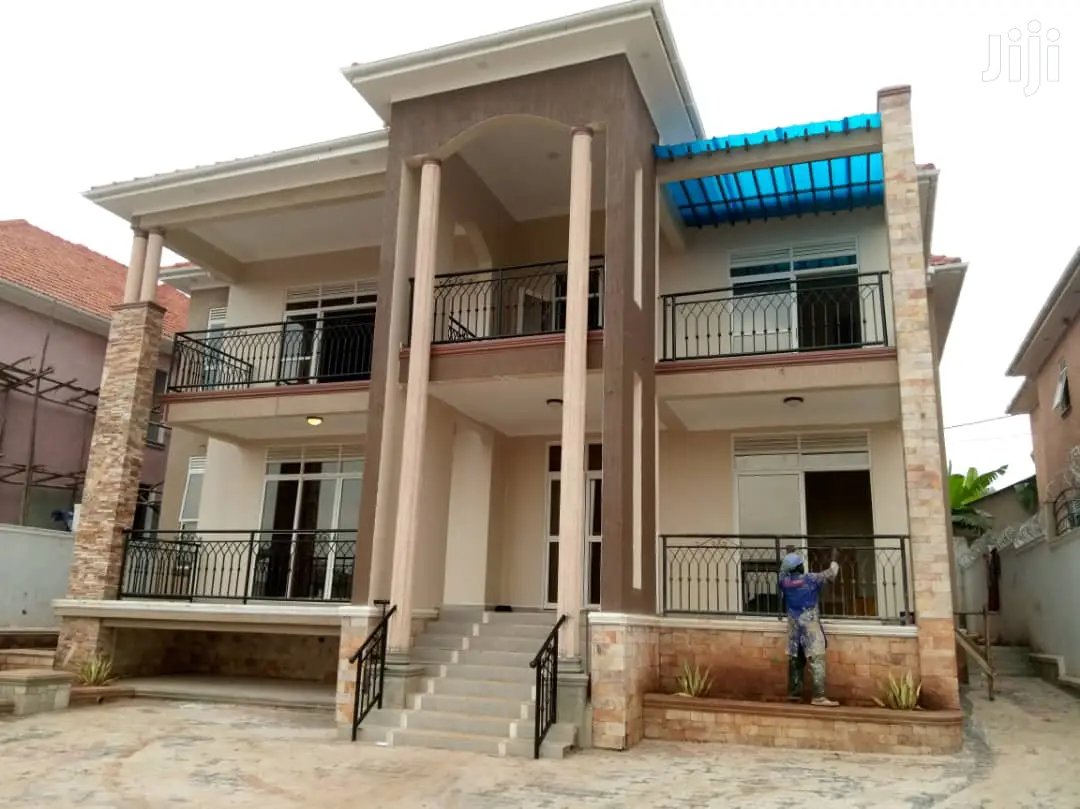 Kisaasi Seven Star Mansion on Sell in Kampala