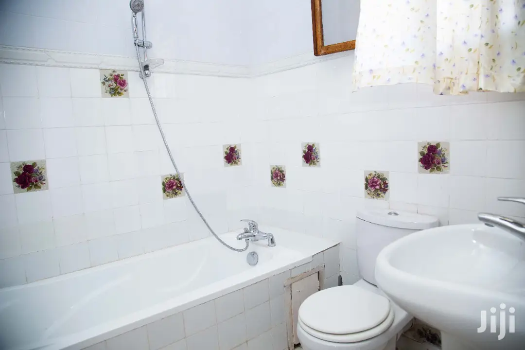 Spacious Prime Mashion in Kampala
