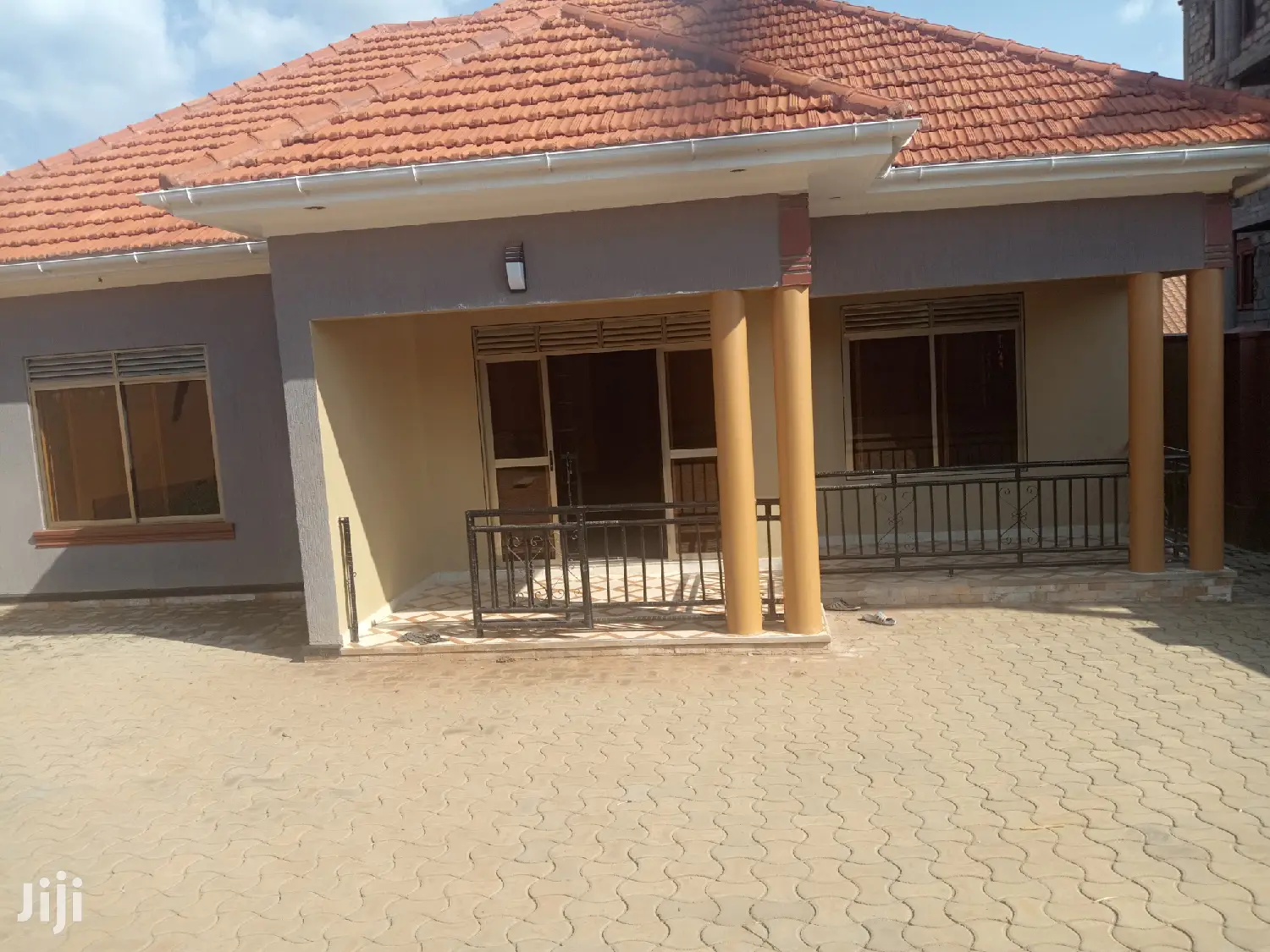 Namugongo Four Bedroom Bungaloo on Sell in Kampala
