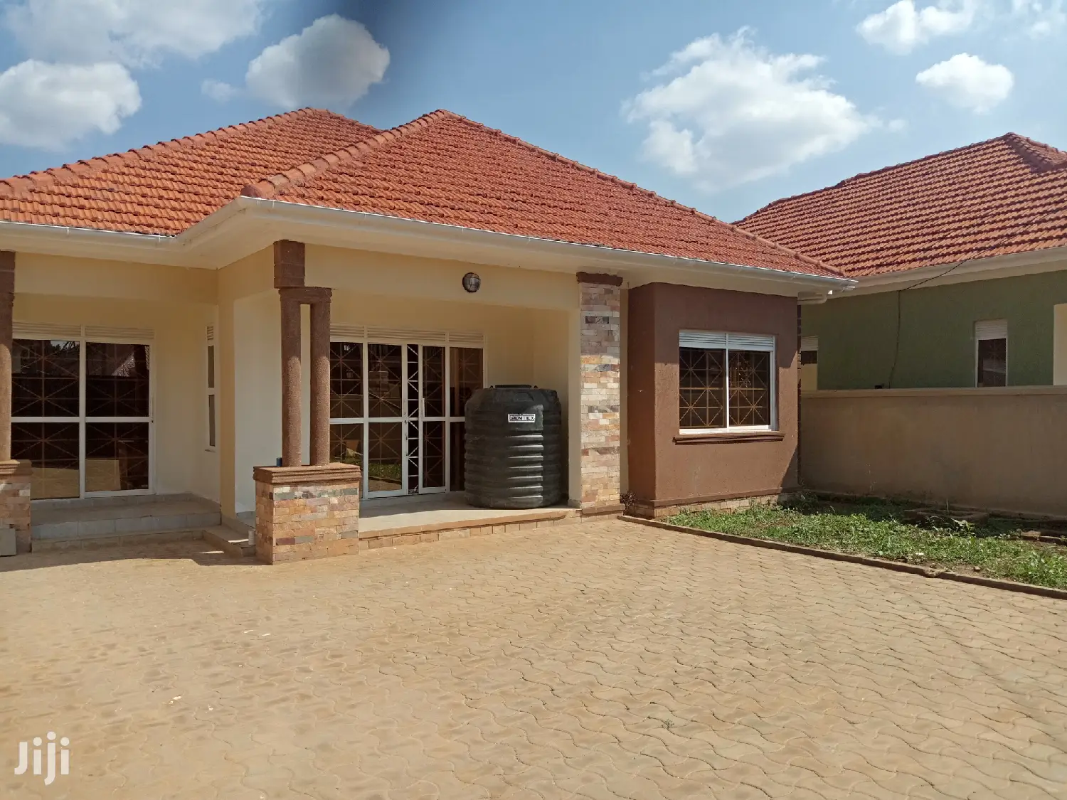 Kiira Sensational Bungaloo On Sale in Kampala