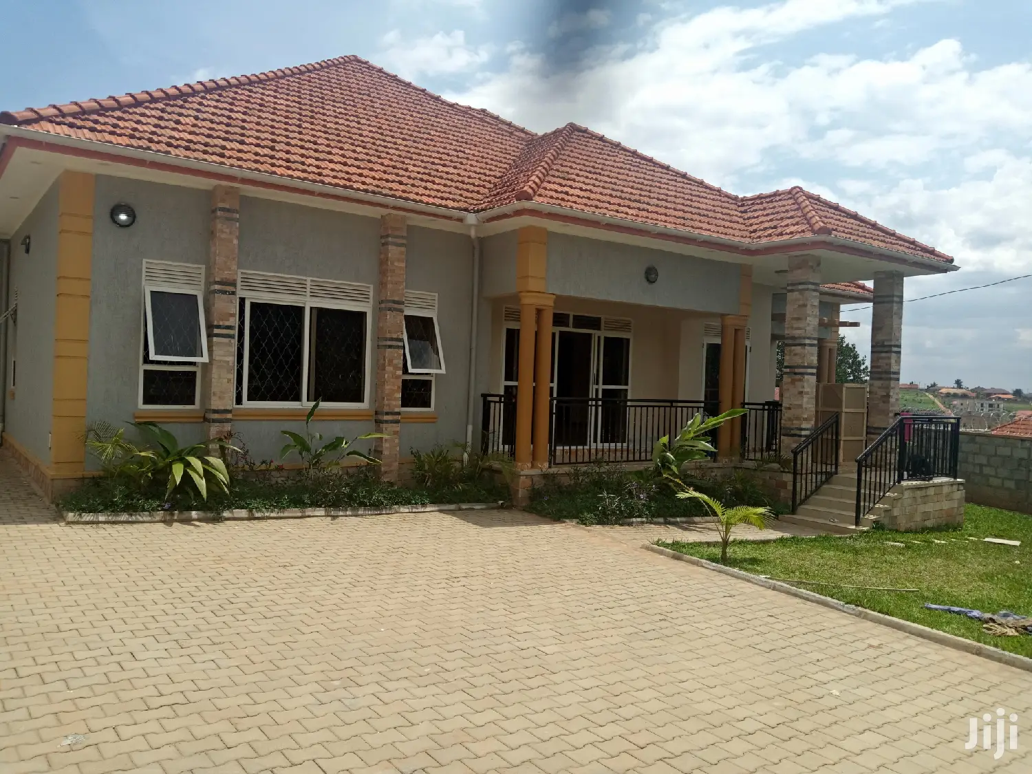 Kira Classy Big Bungaloo on Sale in Kampala