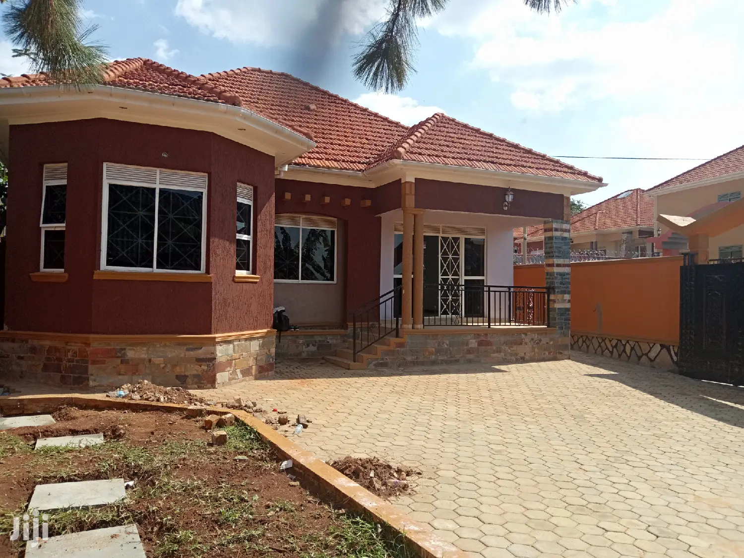 Kiiira Adorable Home by the Tarmack on Sell in Kampala