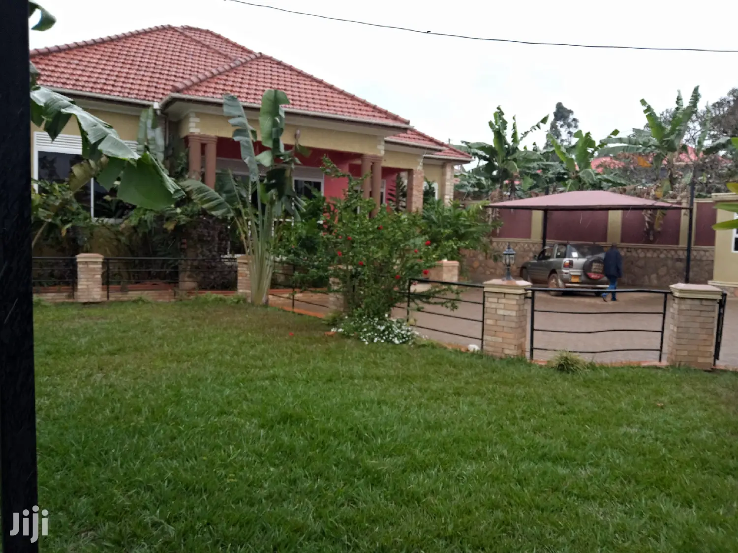 Kiira Multi Family House On Sell in Kampala
