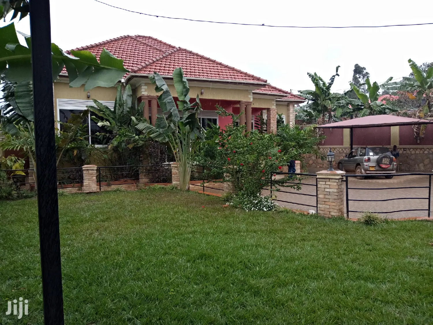 Kiira Multi Family House On Sell in Kampala