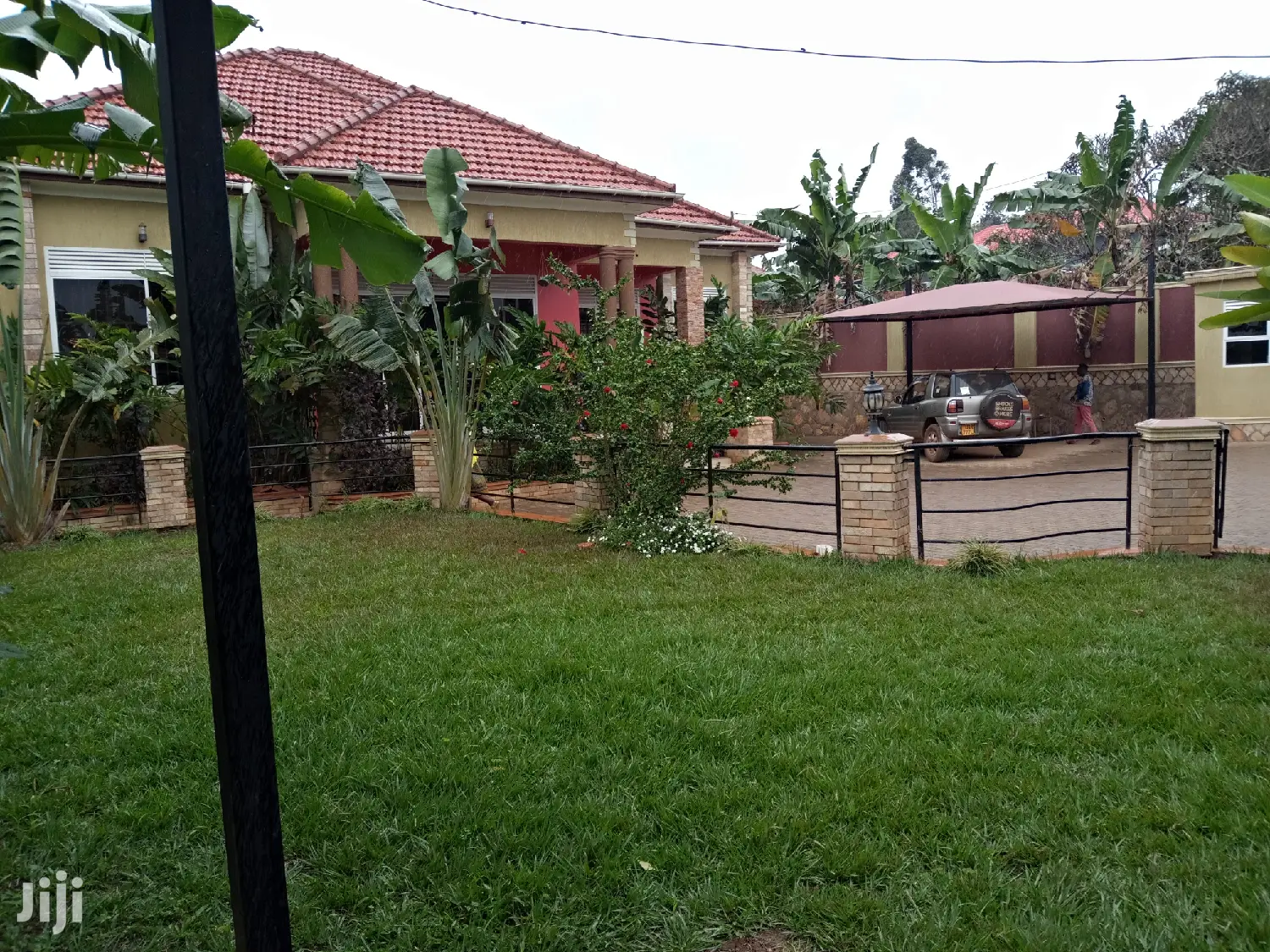 Kiira Multi Family House On Sell in Kampala