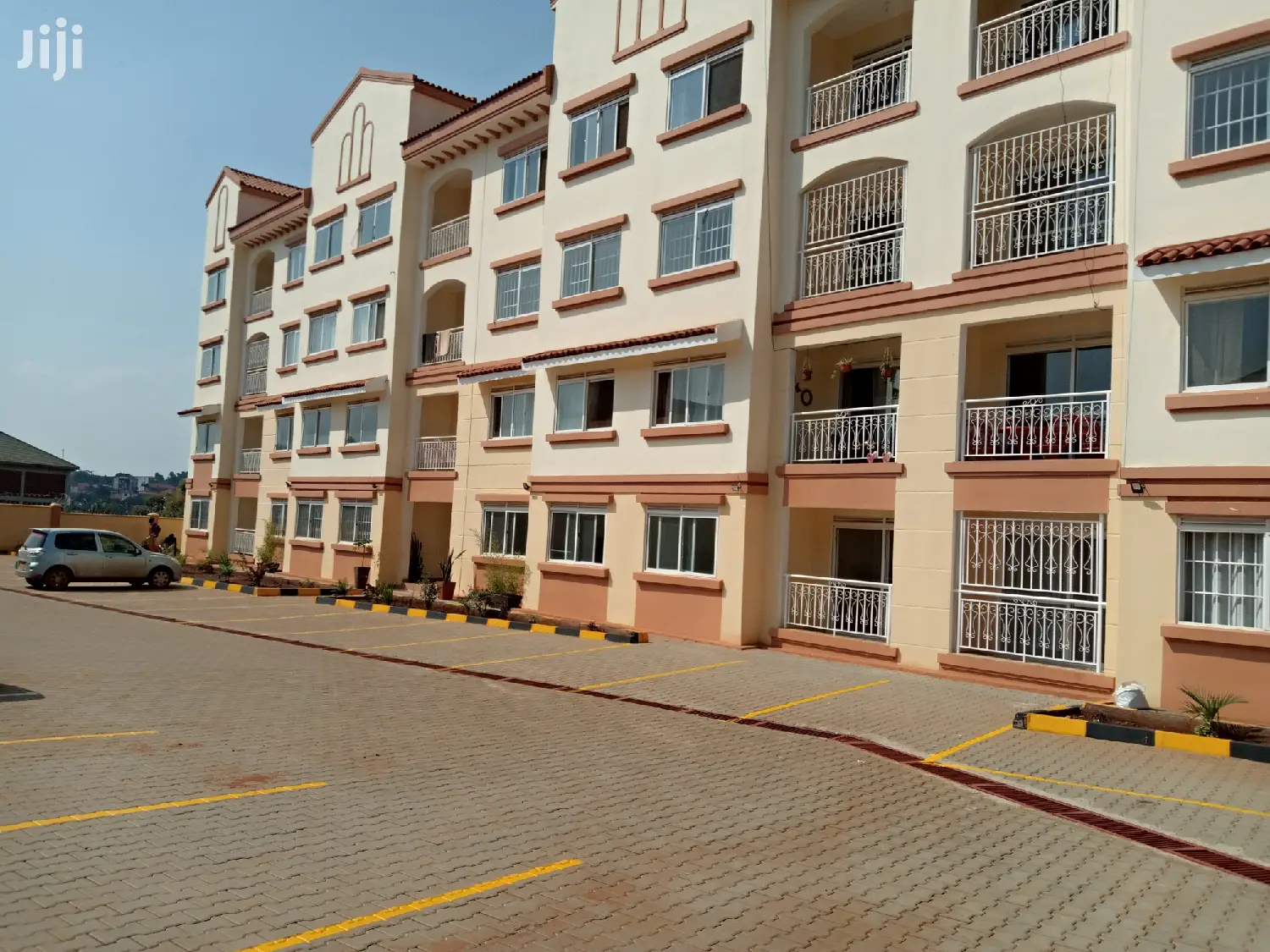 Hot, Nalya Condos All Tarmack Roads On Sale in Kampala