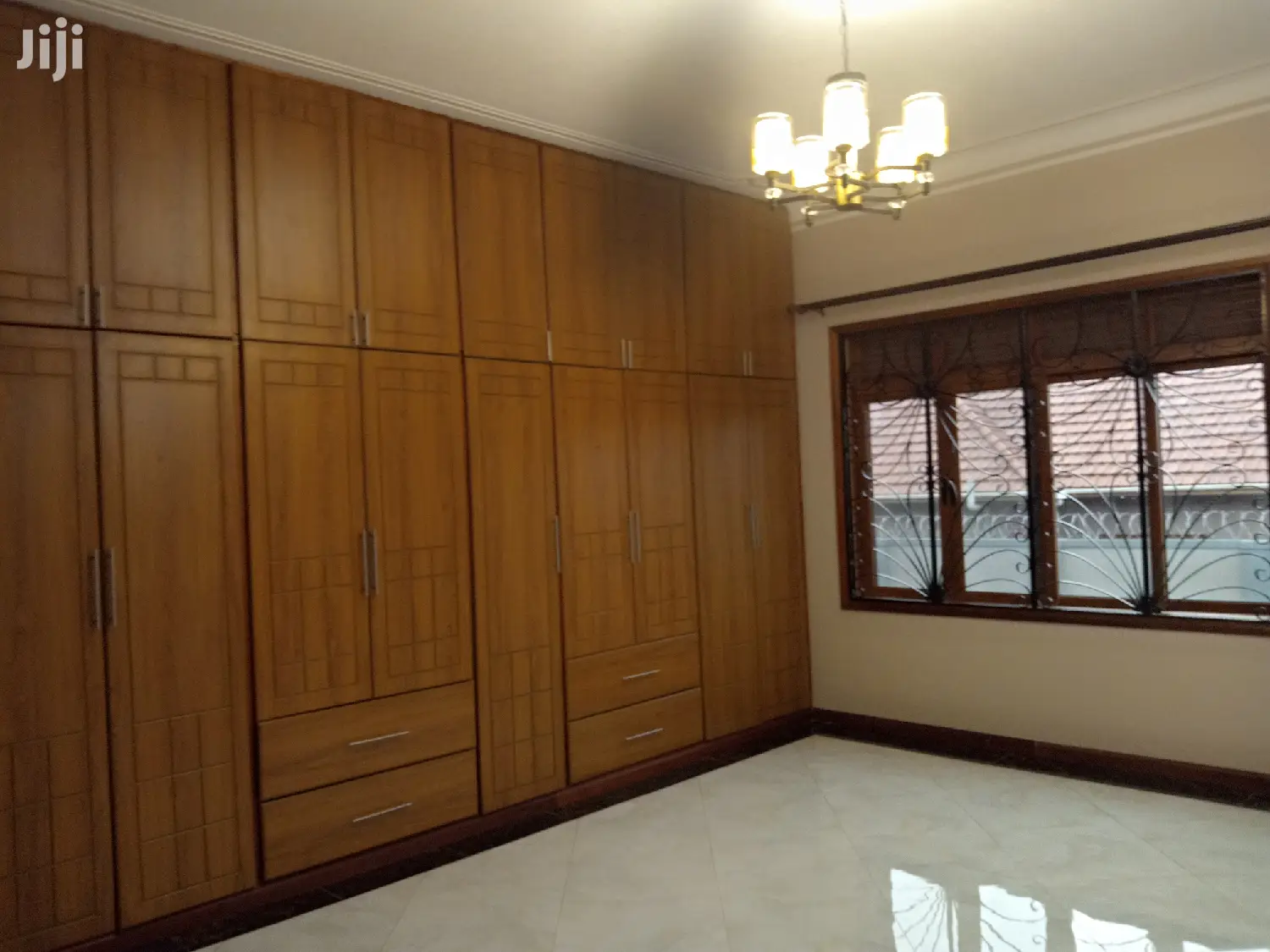 Condominiums in Kira Tarmack Area on Sell in Kampala