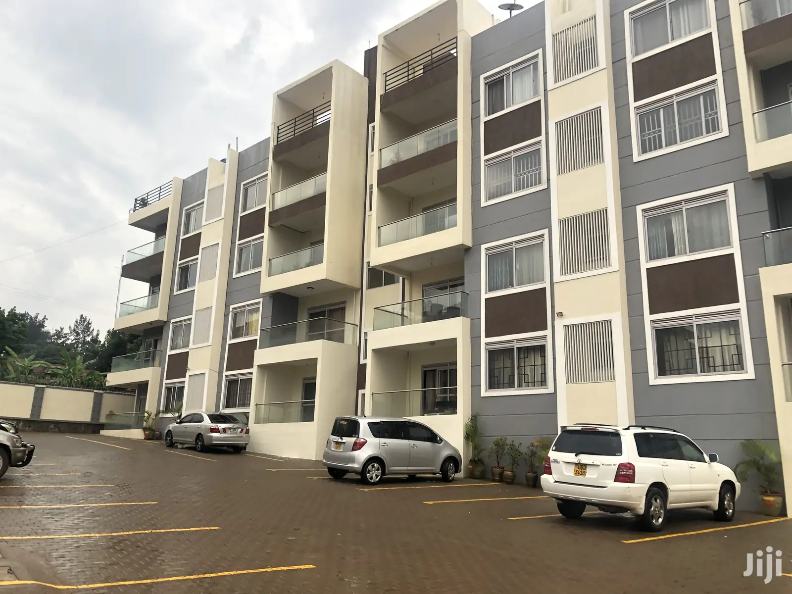 Muyenga 2 Bedroom Condominium For Sale in Kampala