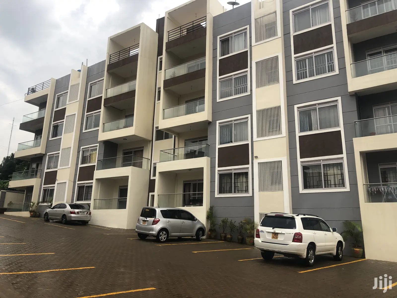 Muyenga 2 Bedroom Condominium For Sale in Kampala