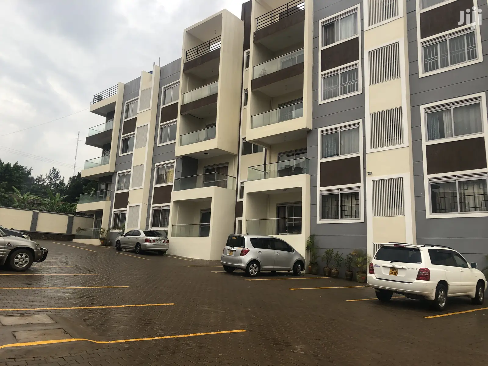 Muyenga 2 Bedroom Condominium For Sale in Kampala