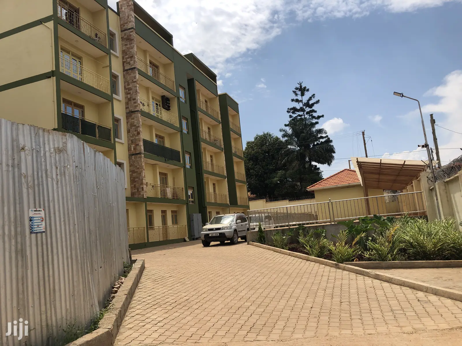 Deal,Bukoto Condominiums With Swimming Pool on Sell in Kampala