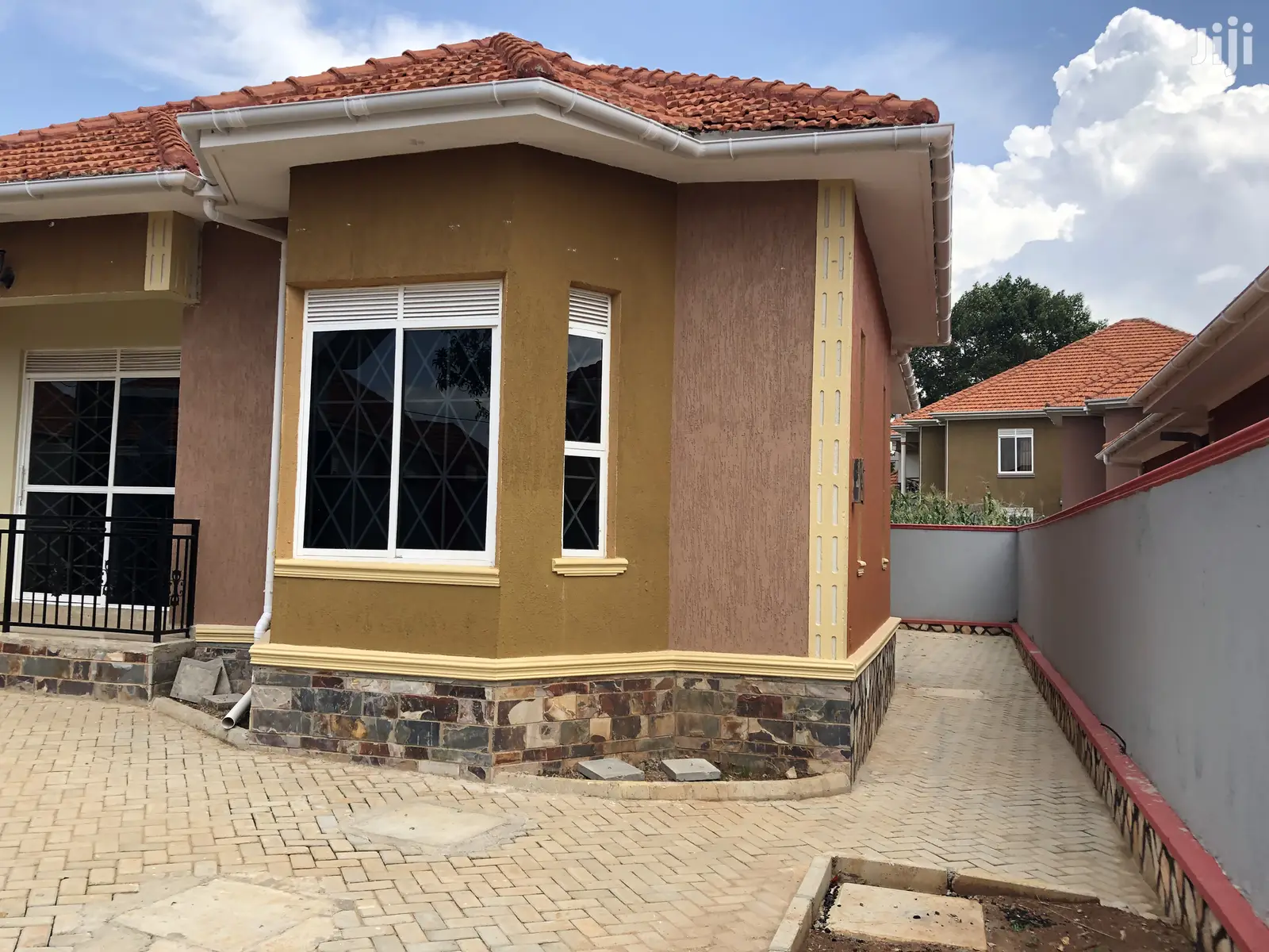 Kiira Award Winning Bungaloo on Sell in Kampala
