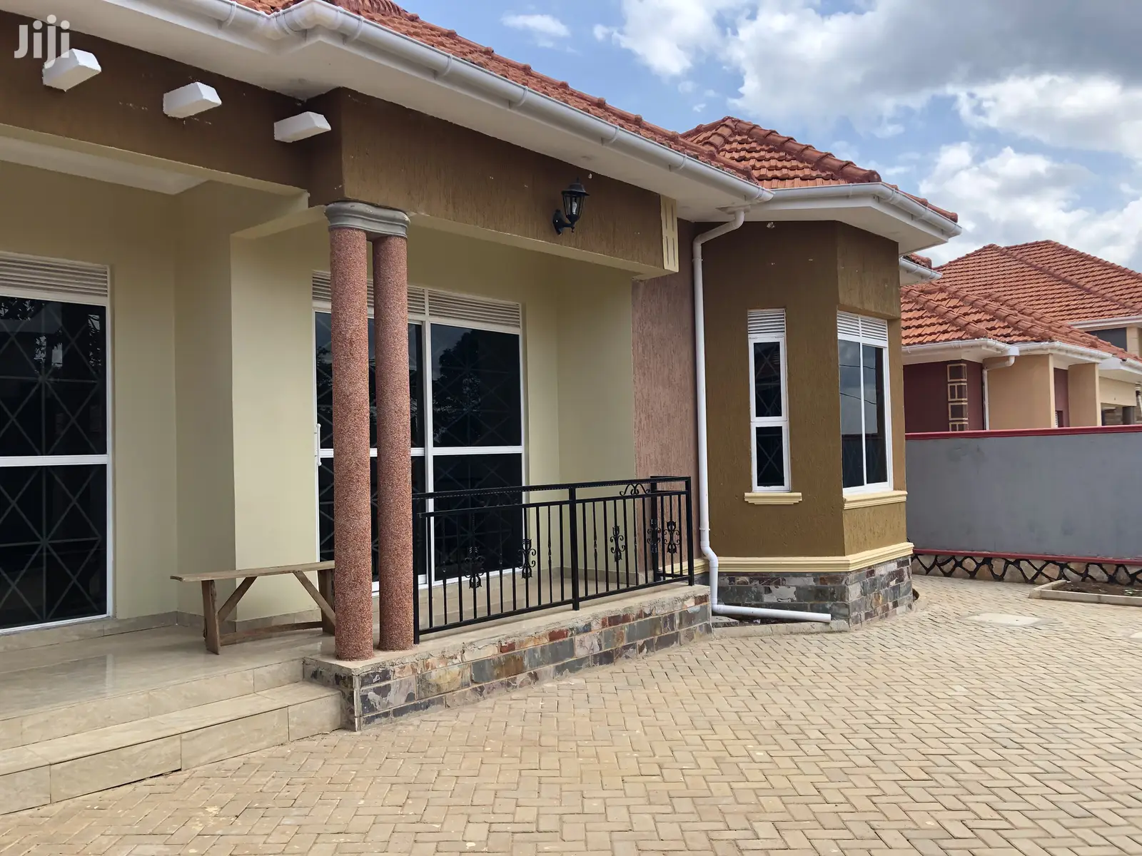 Kiira Award Winning Bungaloo on Sell in Kampala
