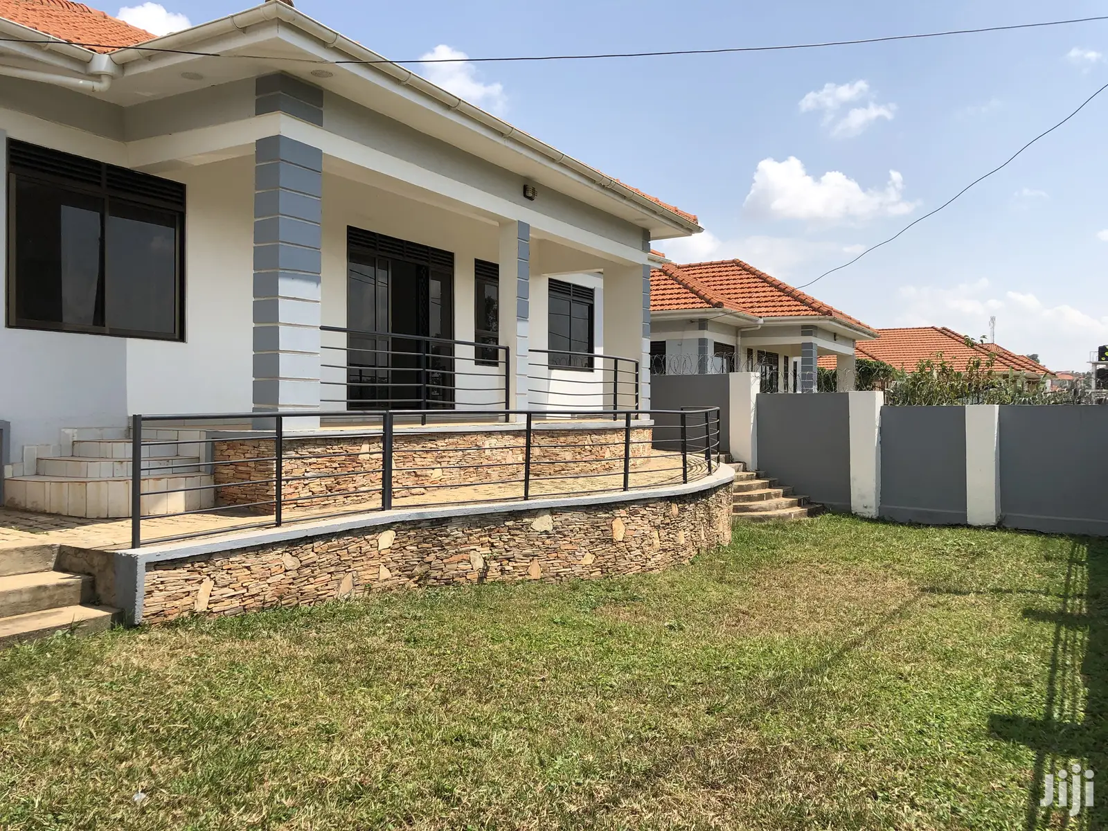 Kiira Classy House On Sell in Kampala