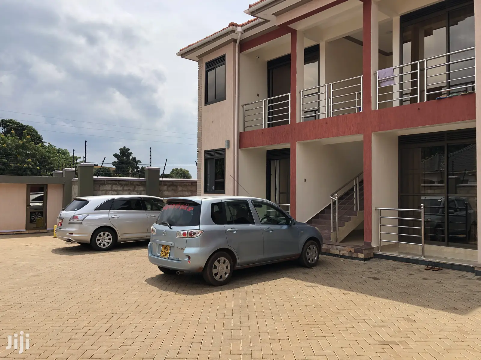 Kisasi Classy Apartment Building by the Tarmack on Sale in Kampala
