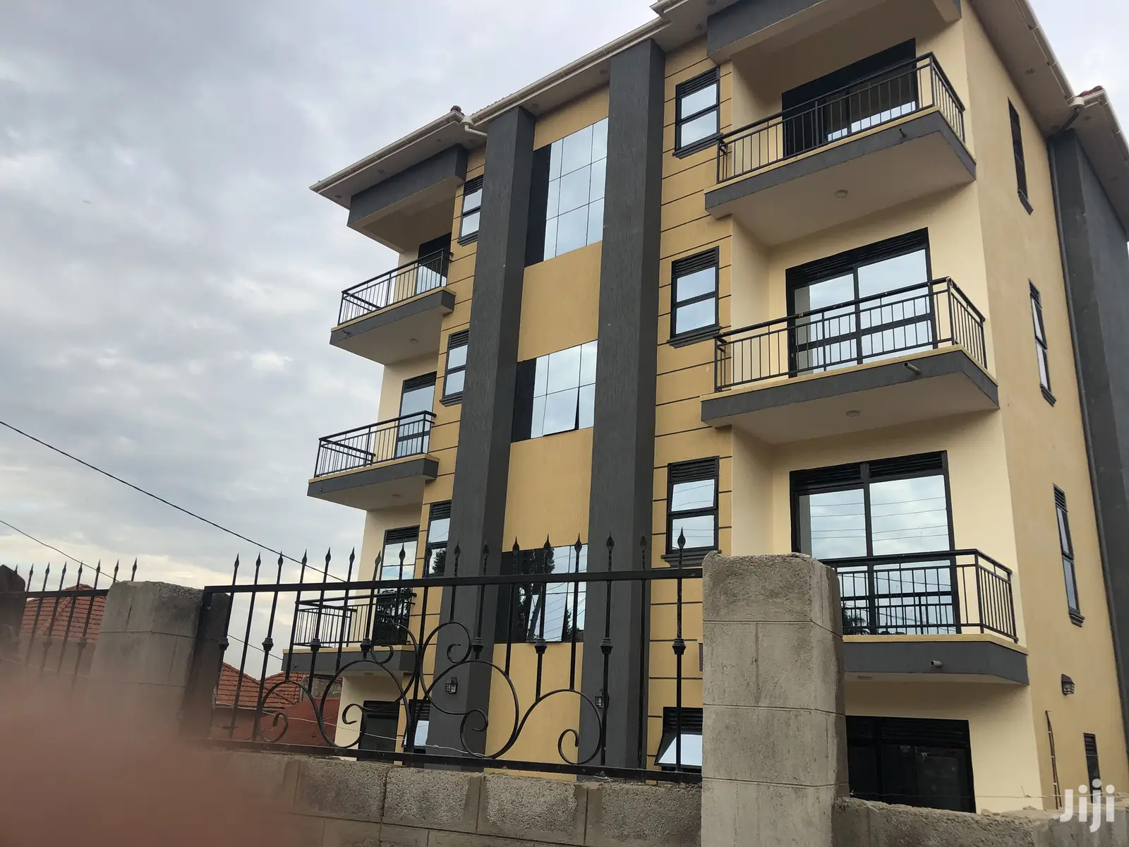 Kiwatule Eight Unit Apartments On Sell in Kampala