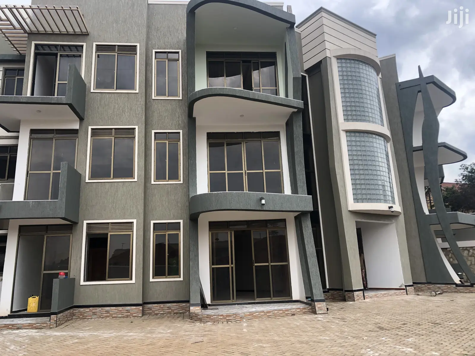 Kiwatule Apartments for Sale in Kampala