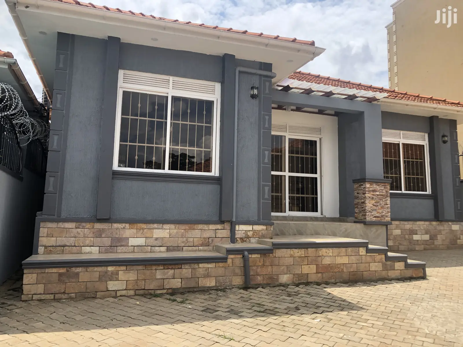 Kira Diplomat Neighborhood House on Sell in Kampala