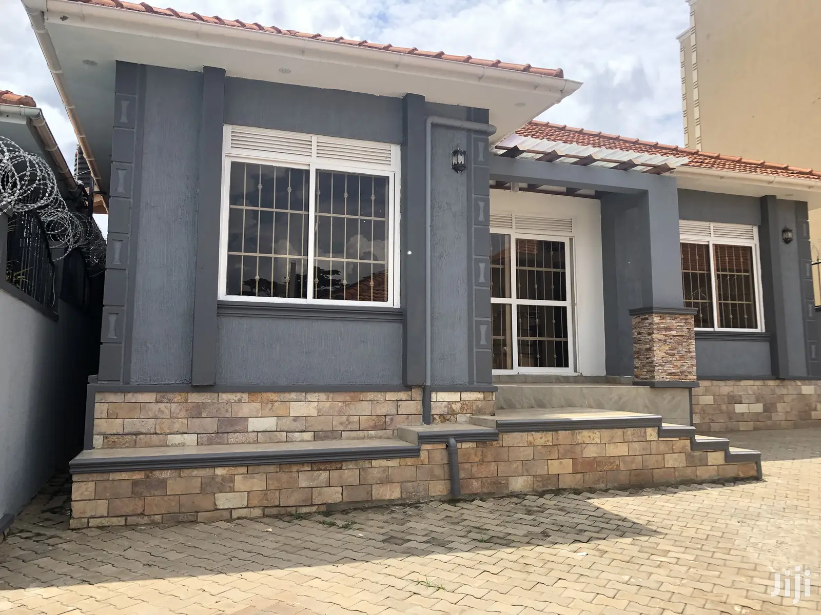 Kira Diplomat Neighborhood House on Sell in Kampala