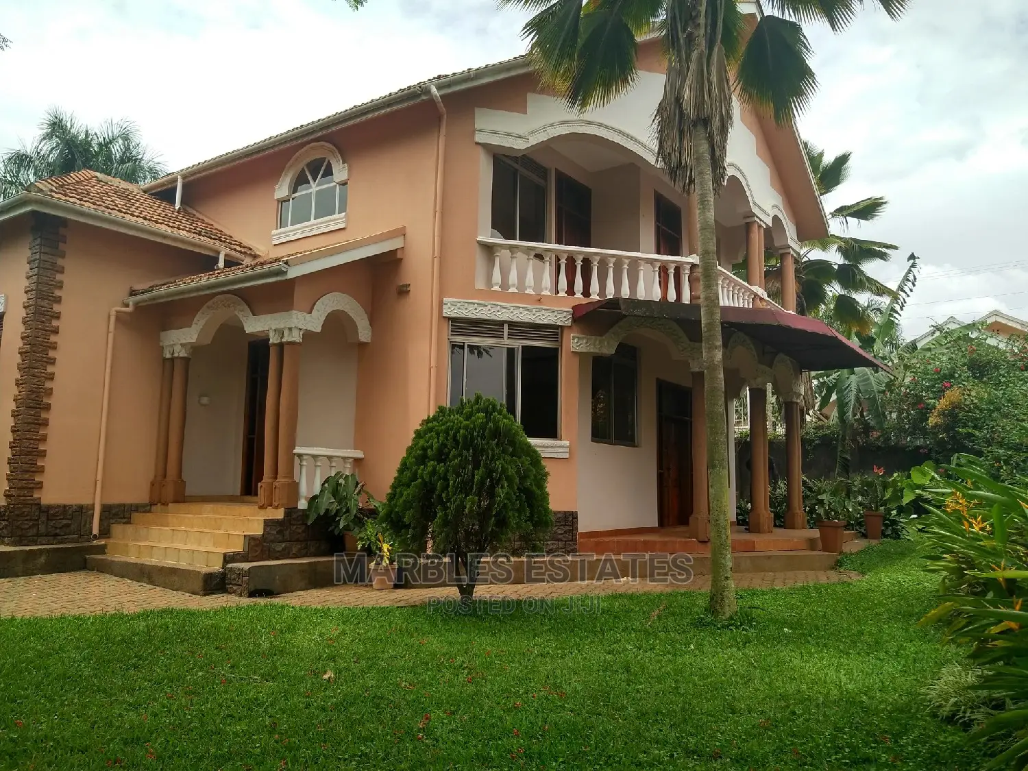 7 Bedrooms House For Rent Near Lugogo In Naguru in Kampala