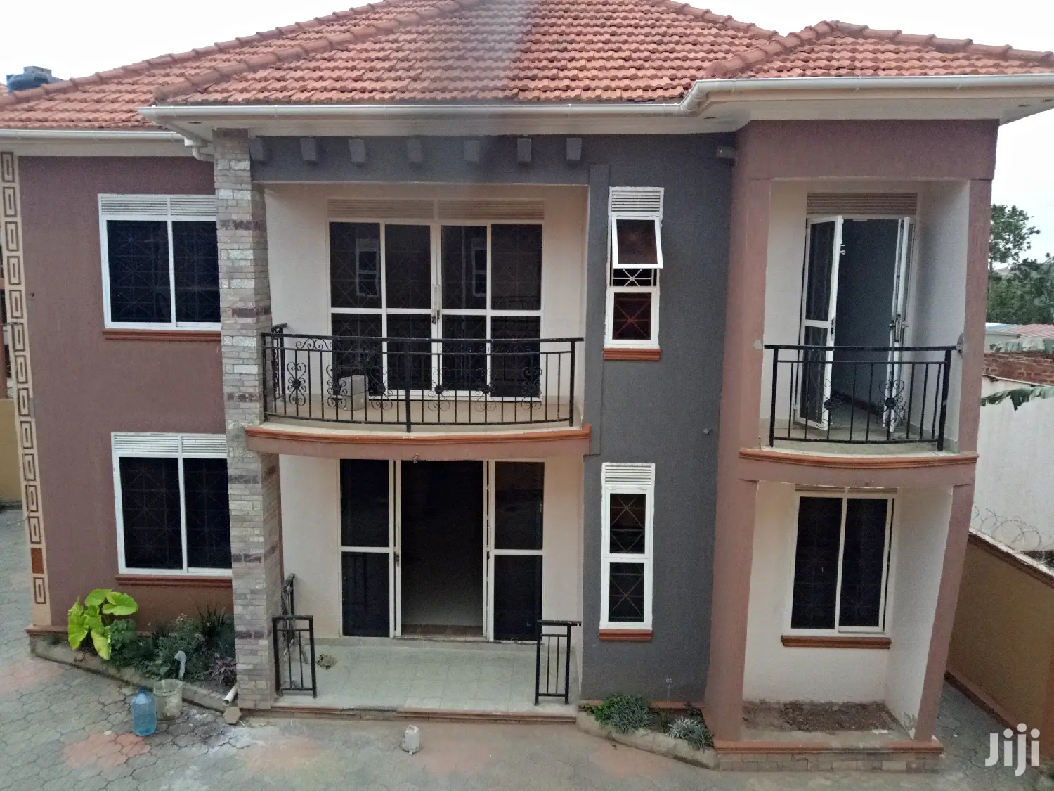 Kira Six Bedrooms Castle on Sell in Kampala
