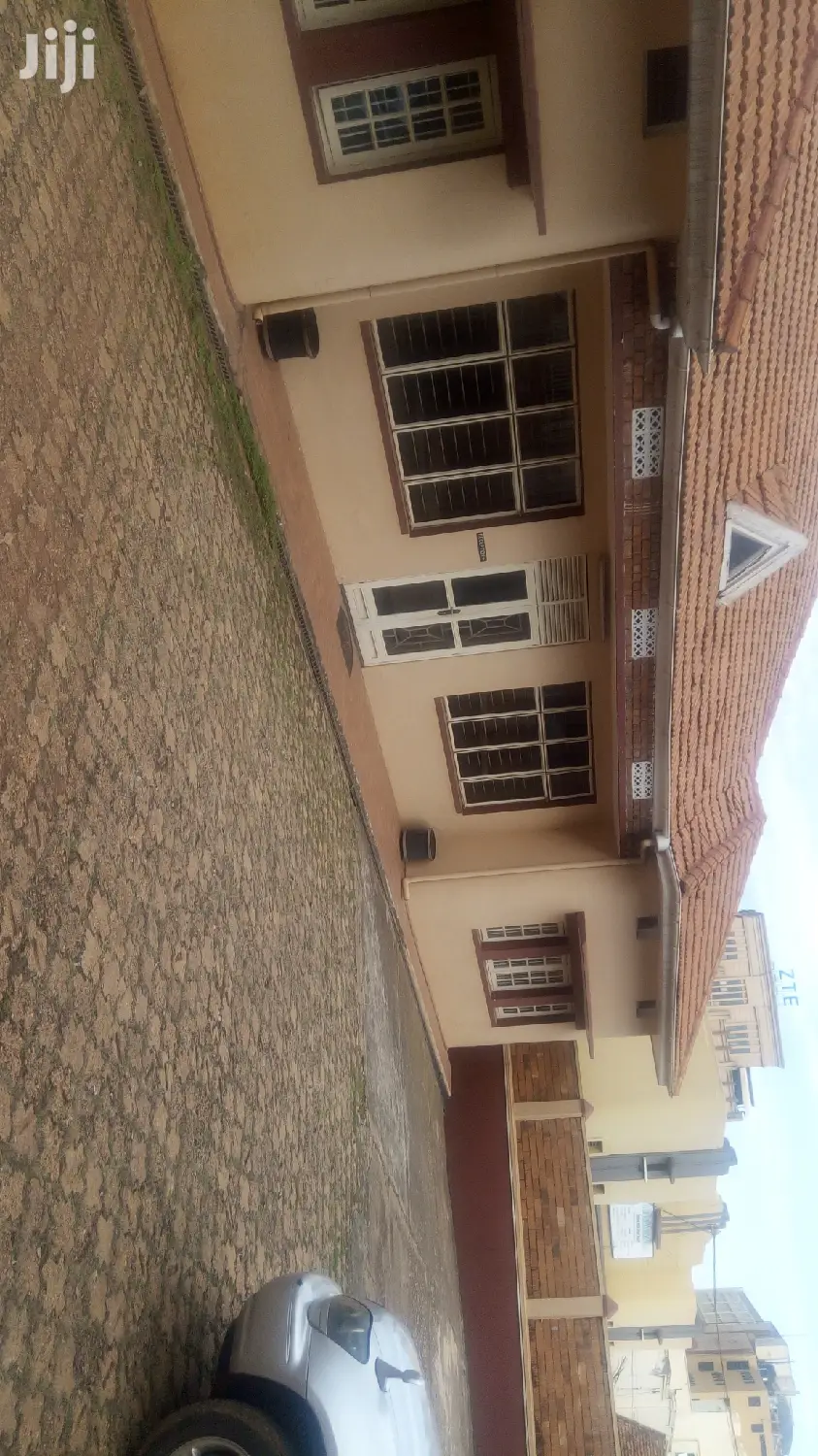 10bdrm Maisonette in Kololo Property, Central Division for Rent in Central Division