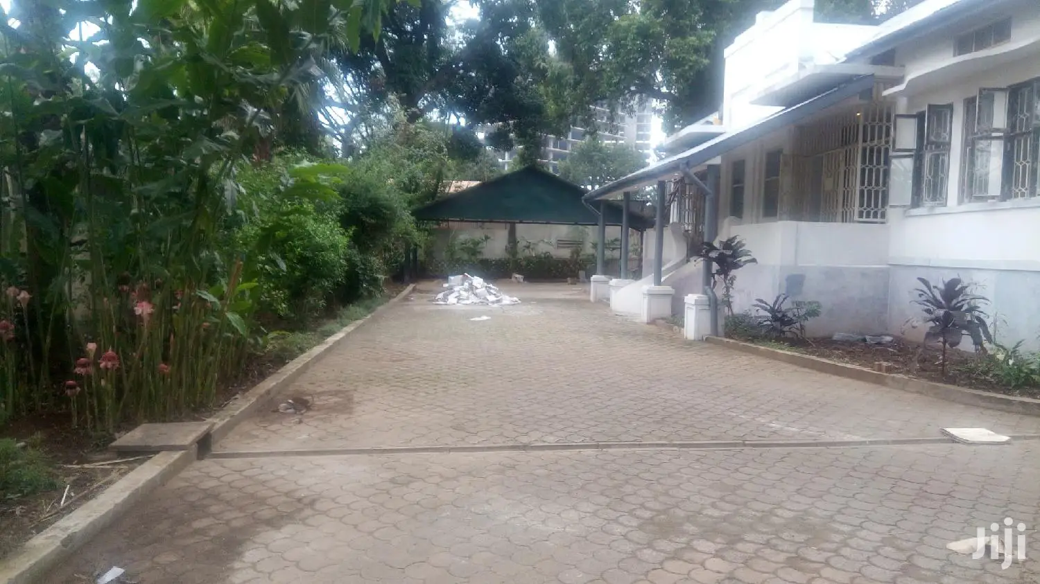 5 Bedroom House For Rent in Kampala