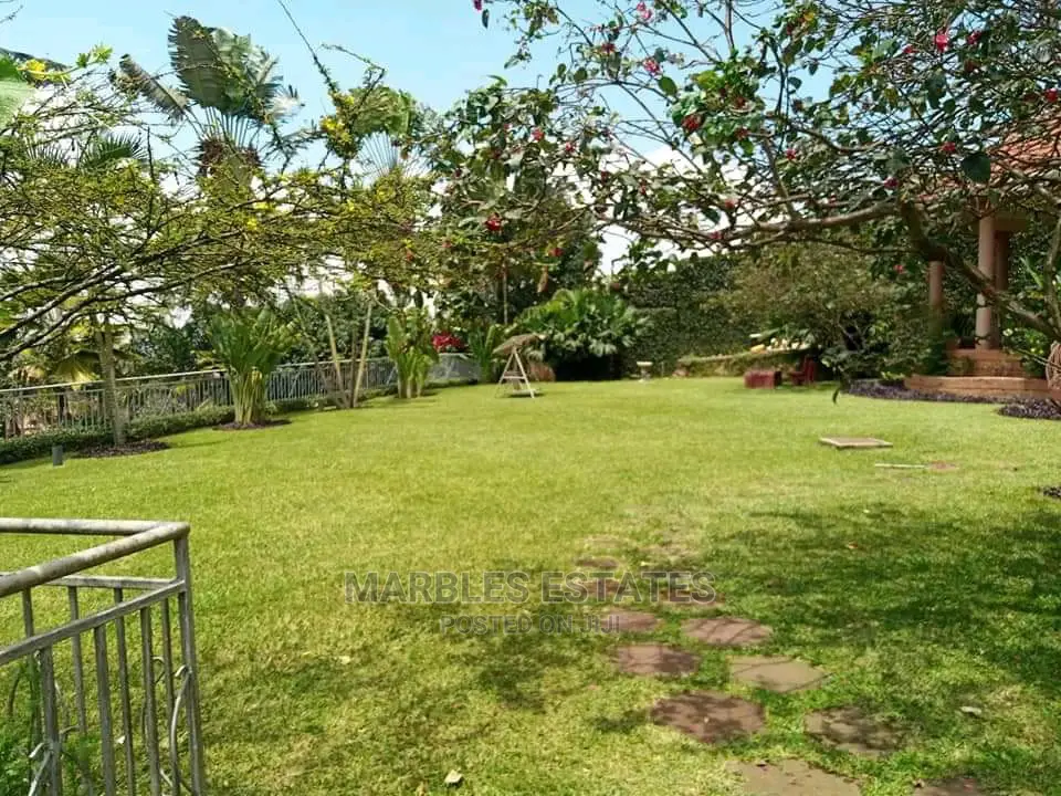 Nice Fully Furnished 3bedrooms Apartment in Kampala