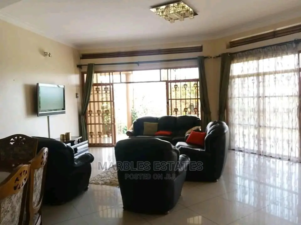 Nice Fully Furnished 3bedrooms Apartment in Kampala