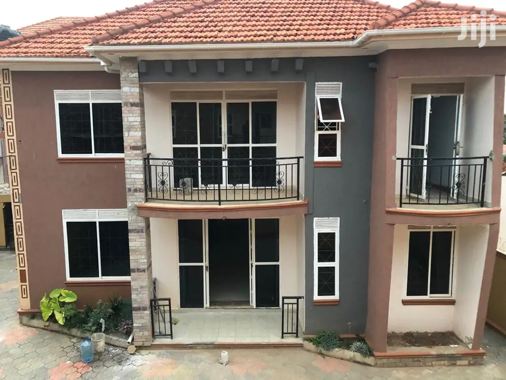 Kiira 6 Bedrooms Palatial Mansion on Sell in Kampala