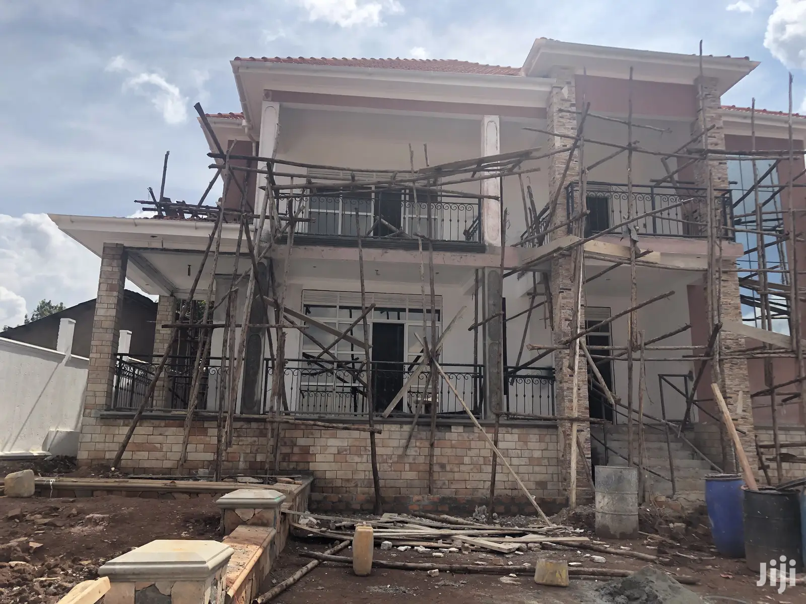 Kyanja Posh Mansion On Sell in Kampala