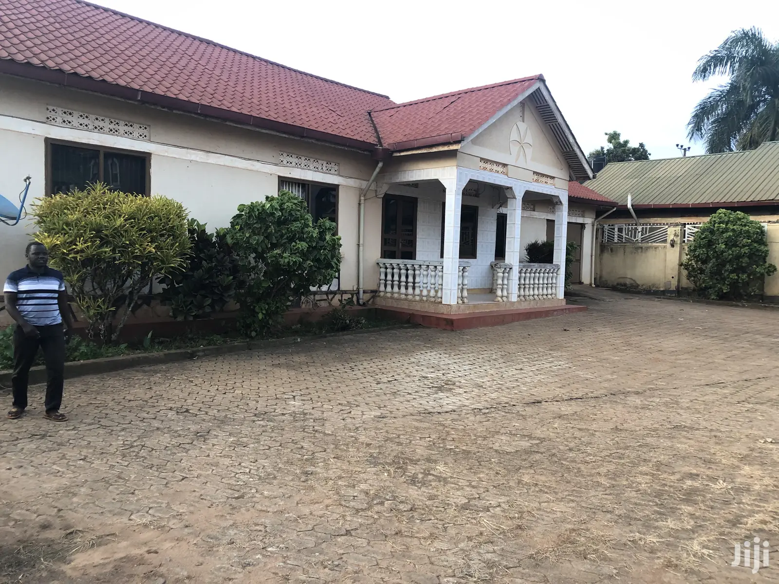 29 Decimals House In Bweyogerere Near Tarmack On Sell in Kampala