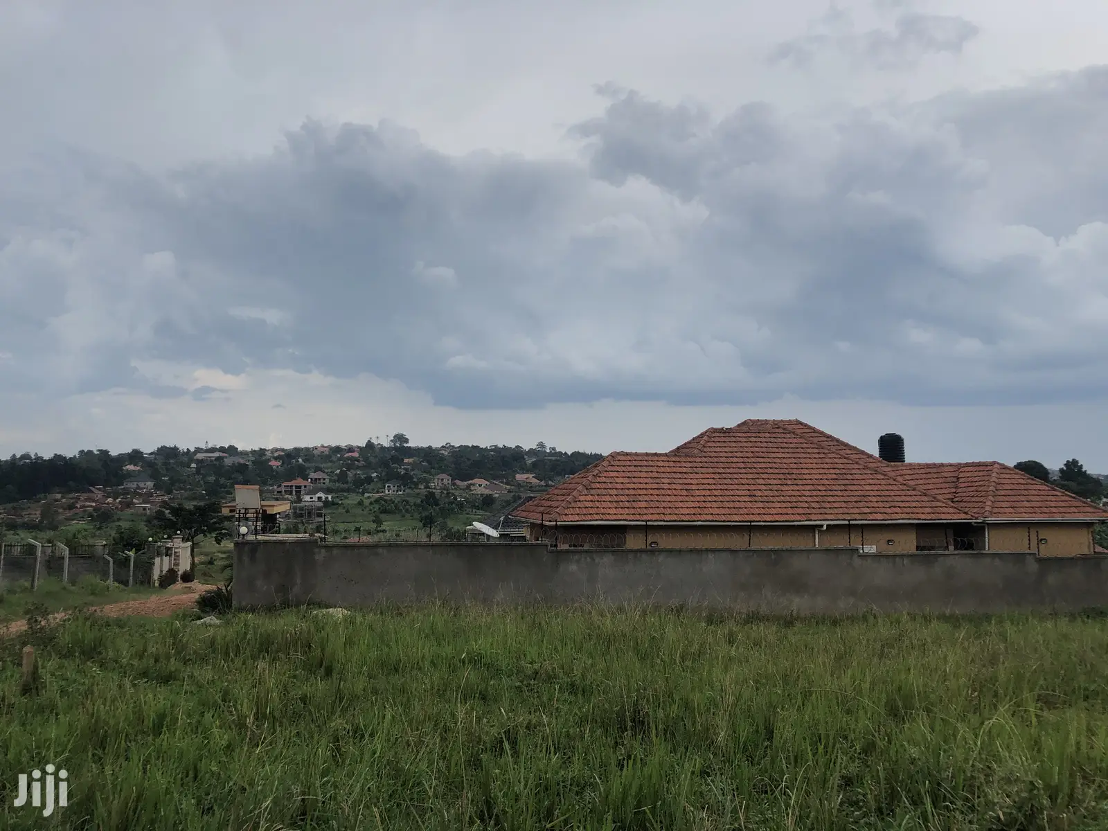 25 Decimals in Kira Kimwani Near Tarmack on Sell in Kampala