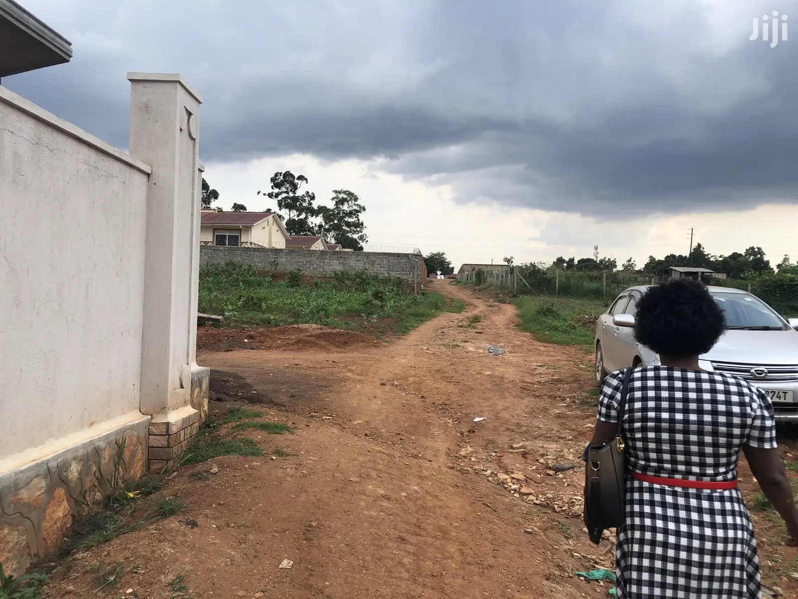 25 Decimals in Kira Kimwani Near Tarmack on Sell in Kampala