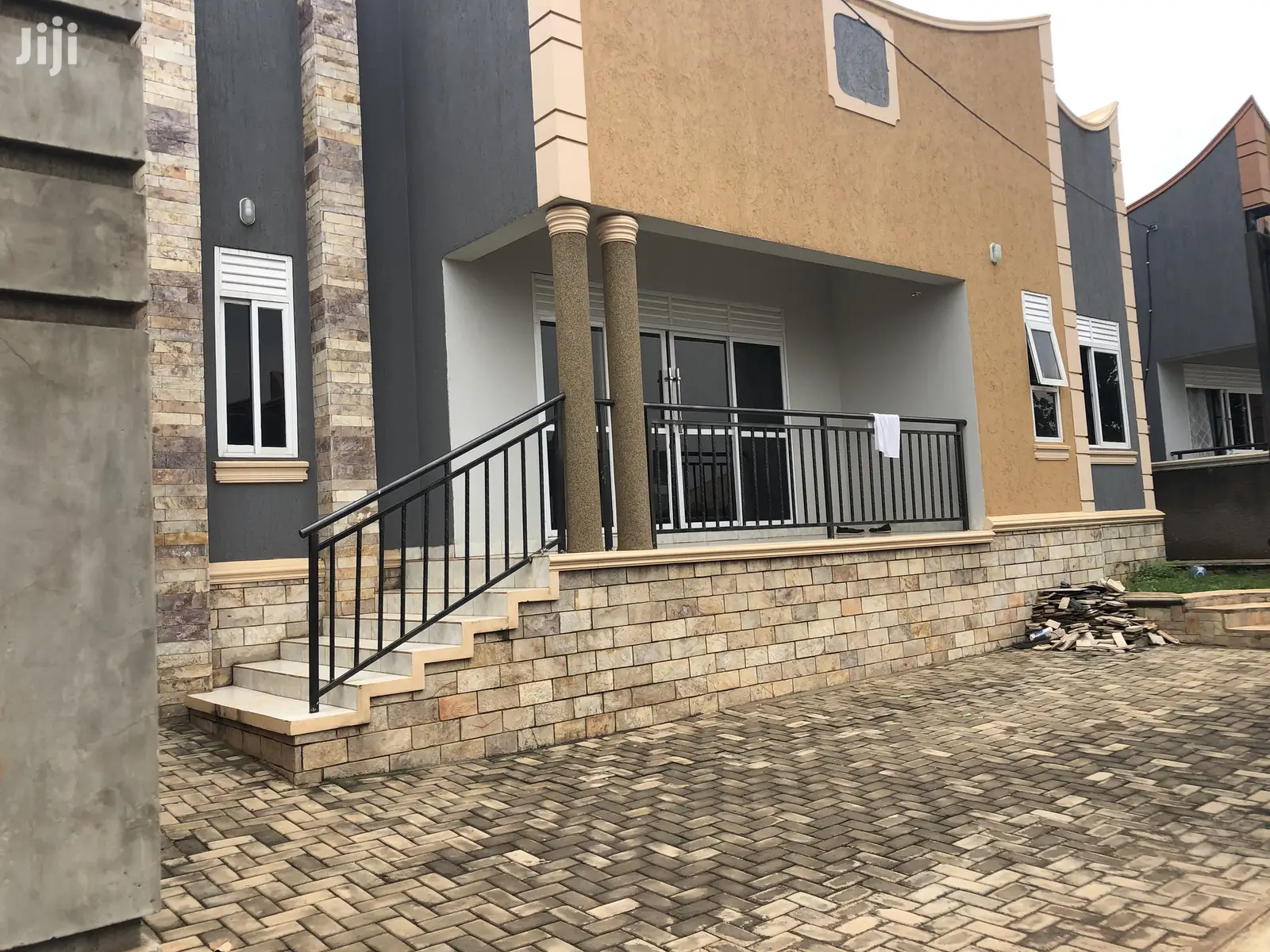 Town House in Najjera on Sell in Kampala