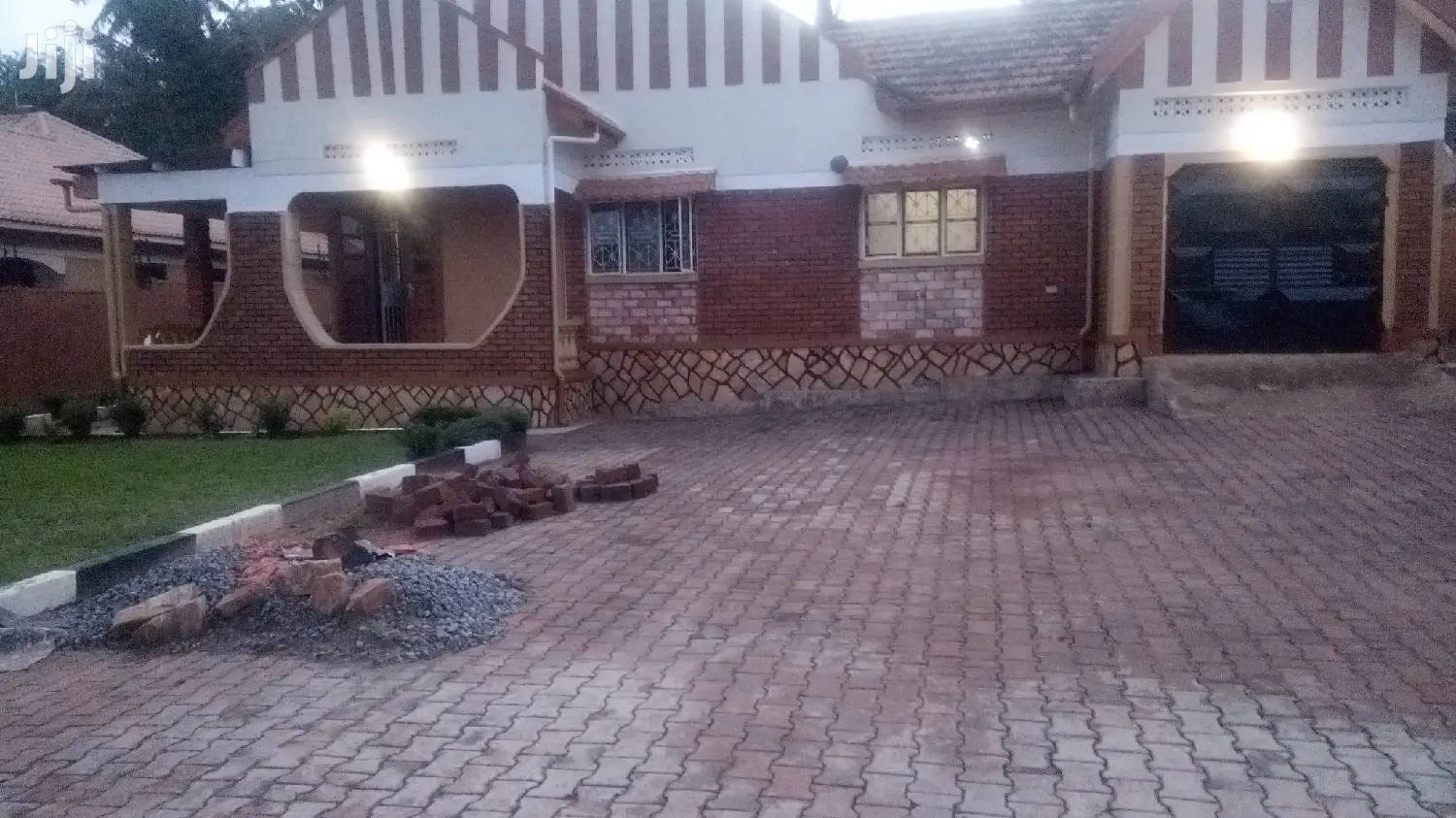 3 Bedroom House In Ntinda For Rent in Kampala