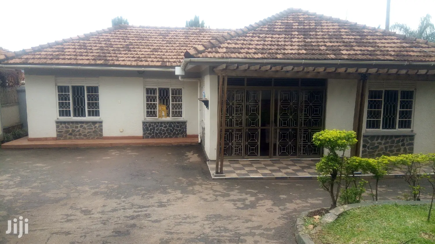 3bdrm Bungalow in Kampala for rent in Kampala