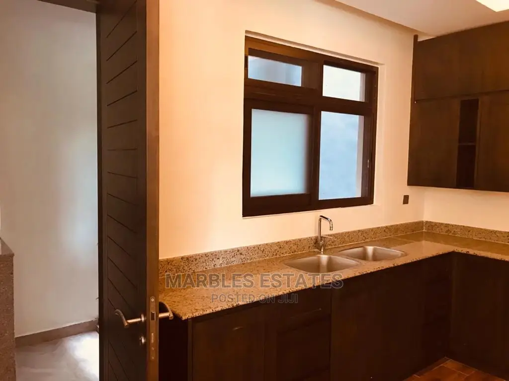 Nice 7 Bedrooms House For Rent In Naguru in Kampala